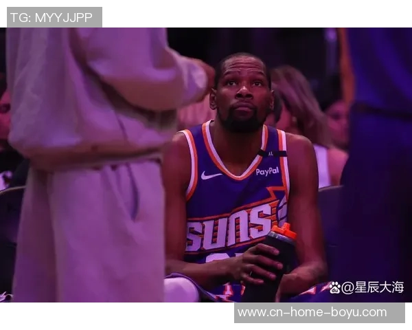 杜兰特表现平平第三节独得13分末节仅出手1次全场仅得16分并有5次失误